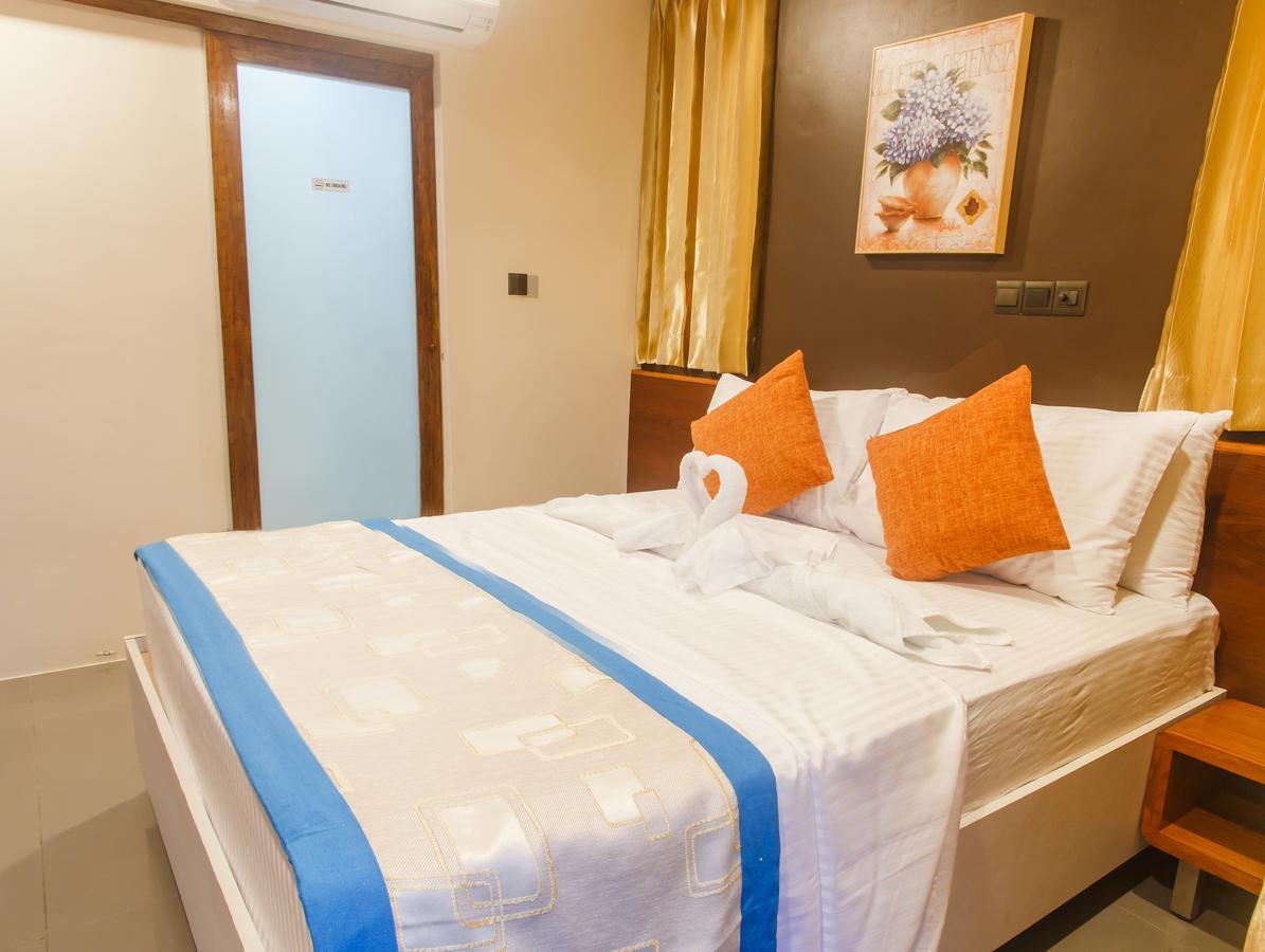 Hotel Club Blu à Hulhumalé Extérieur photo